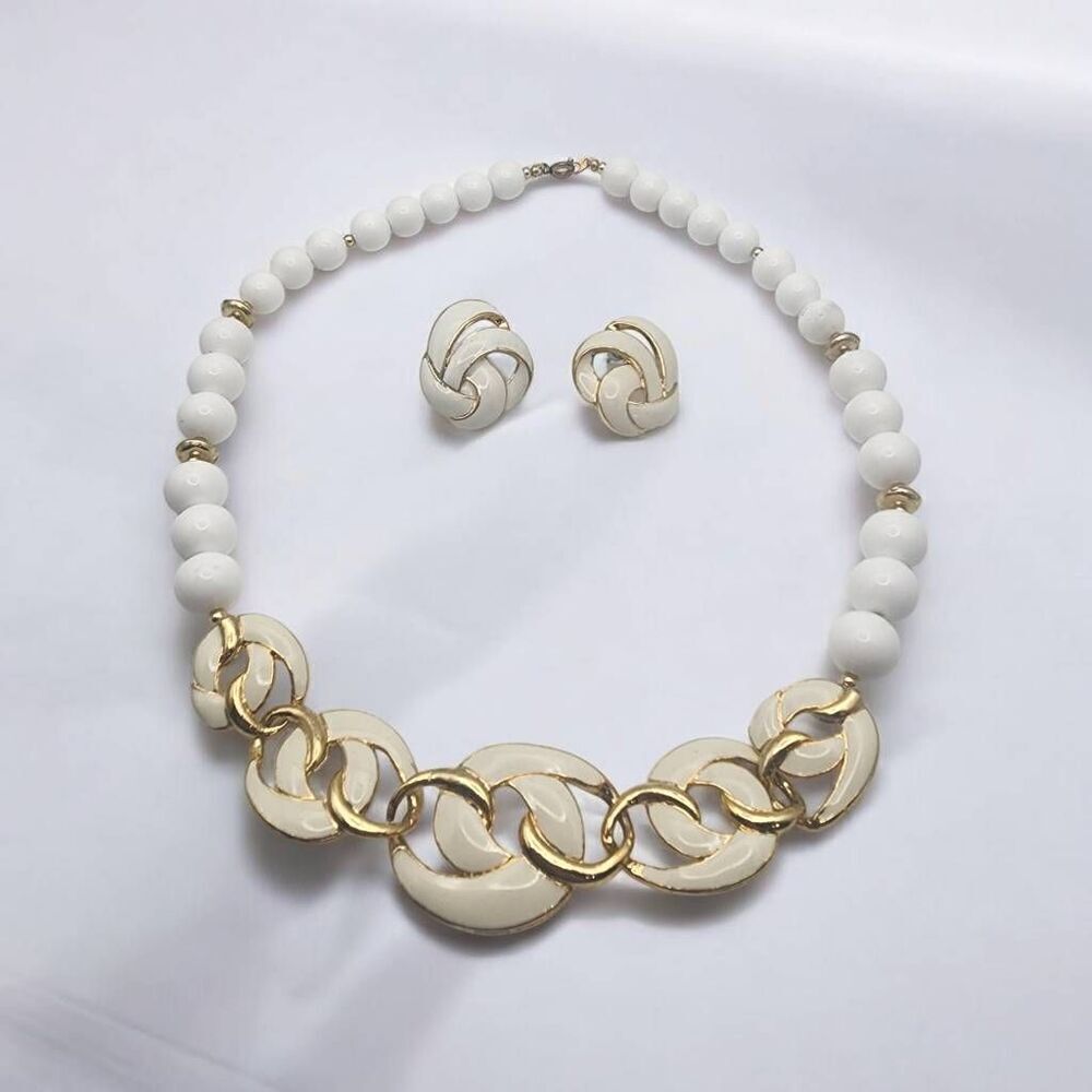 Vintage Trifari Cream, White, & Gold Tone Necklace & Earrings Set